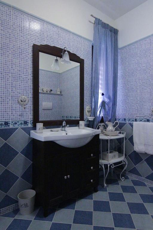 Villa Delle Camelie Ґраньяно Номер фото